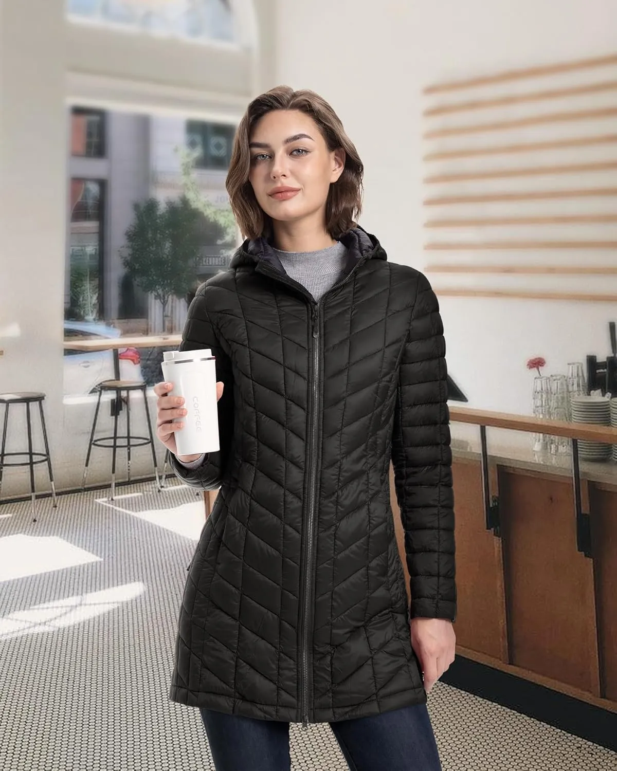 33,000ft Women's Long Puffer Jacket with Hood, Lightweight Warm Puffy Quilted Winter Coats