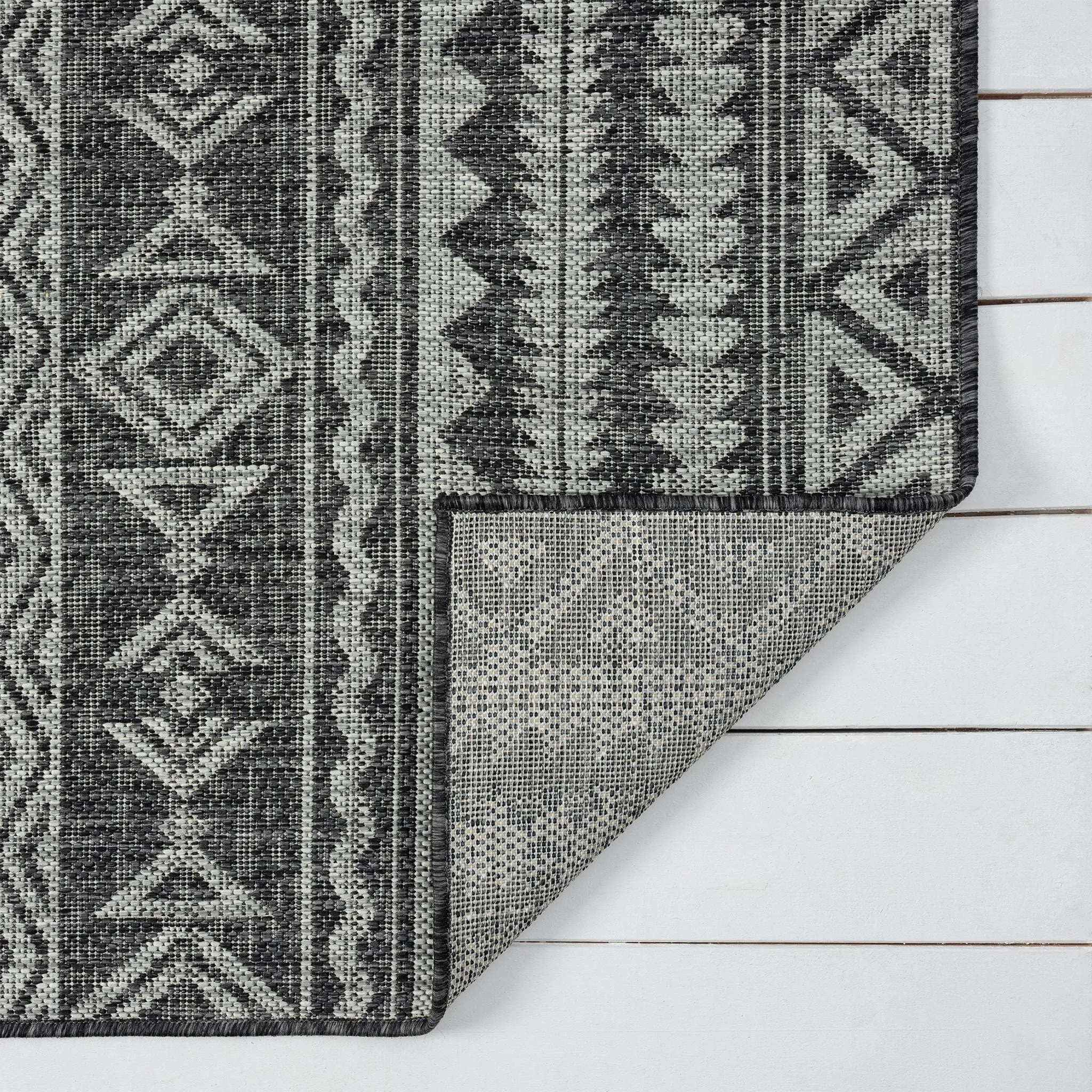 Alfresco 421 Dark Grey Rug - Weatherproof & Elegant