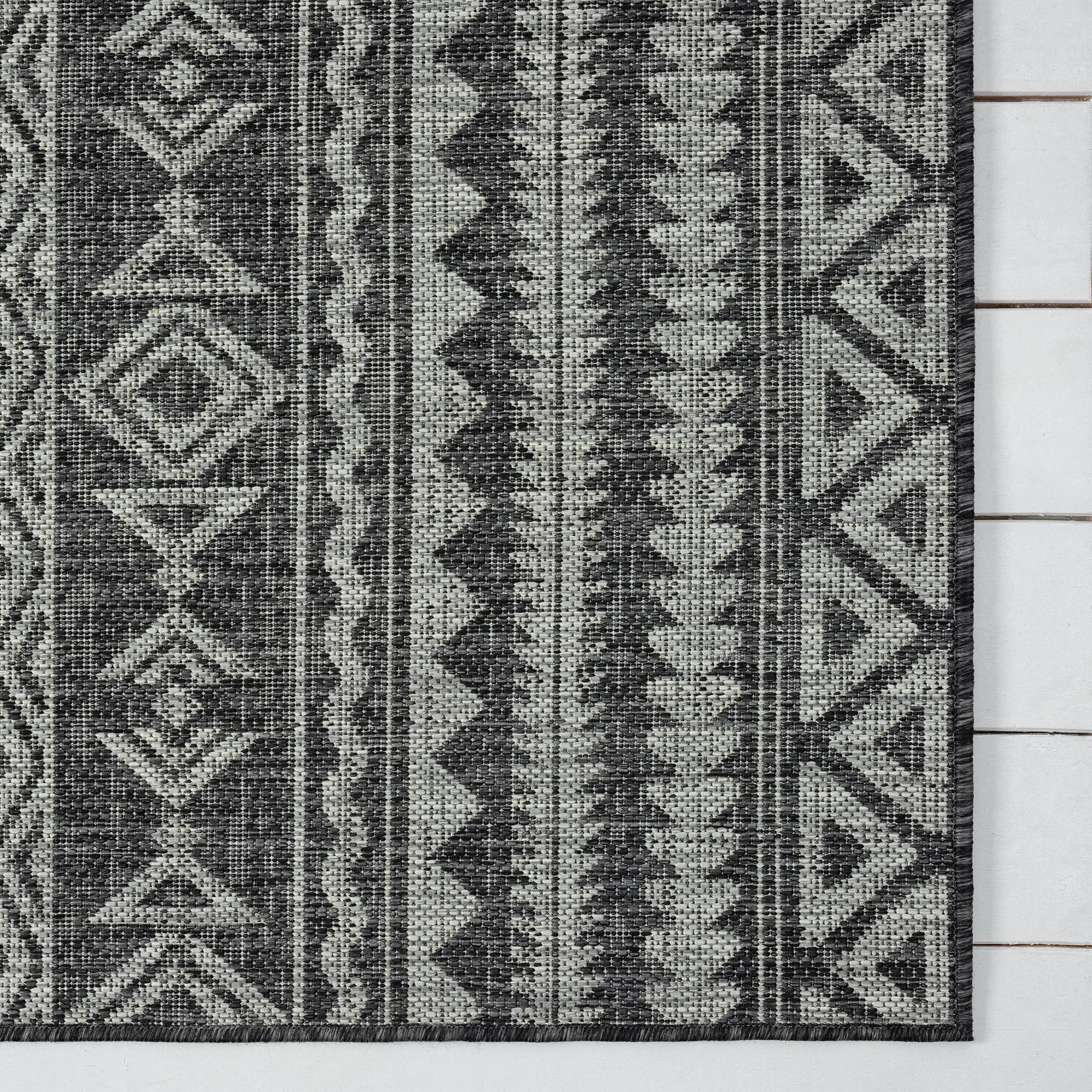 Alfresco 421 Dark Grey Rug - Weatherproof & Elegant