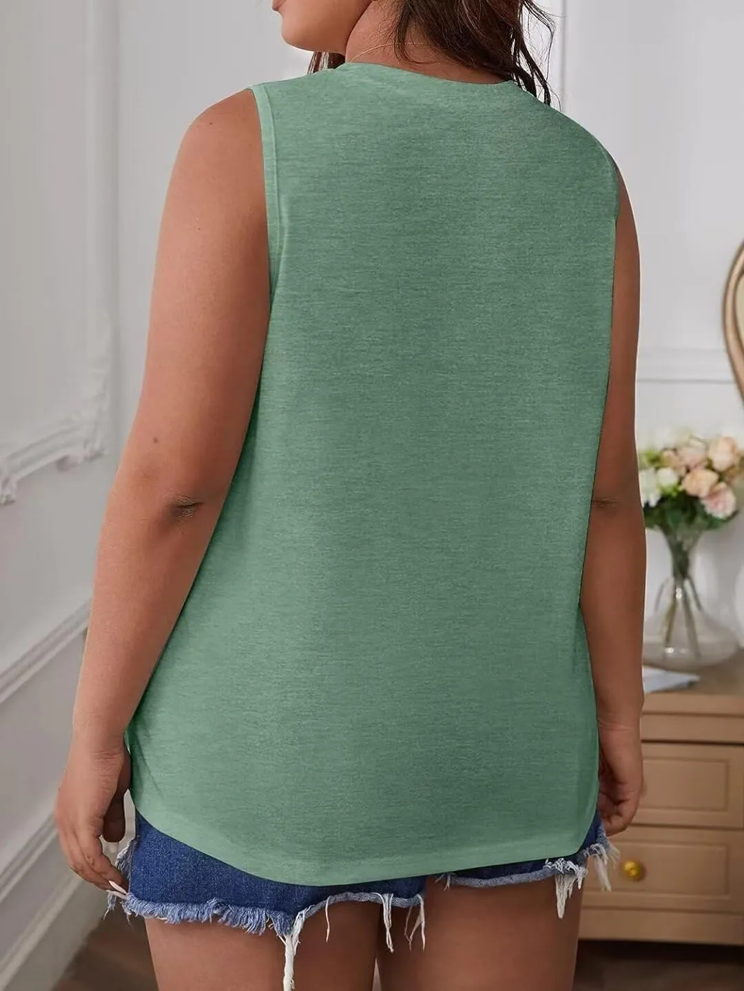 Bliwov Womens 2025 Loose Fit Tank Tops Sleeveless Crewneck Trendy Basic Casual Y2k Outfits Summer Going Out Shirts