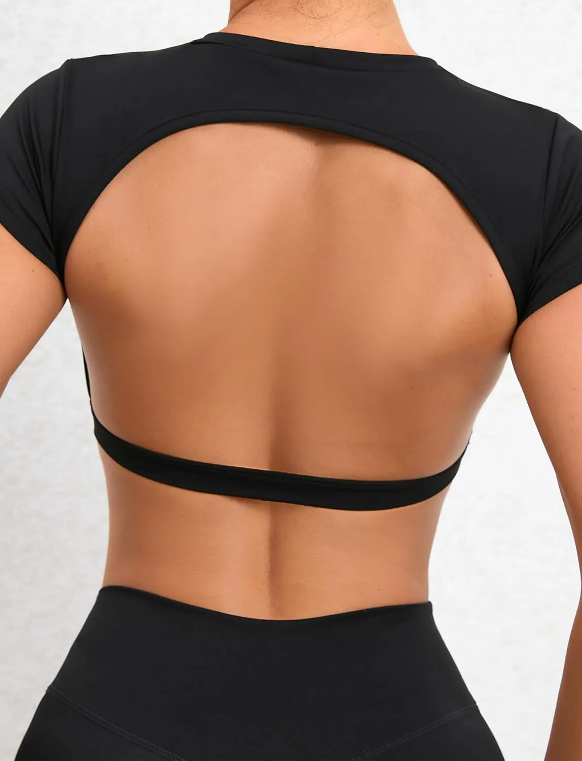 FEOYA Womens Open Back Crop Tops Short Sleeve Slim Fit Gym Workout Tops with Pads Soft Yoga Fitness Activewear