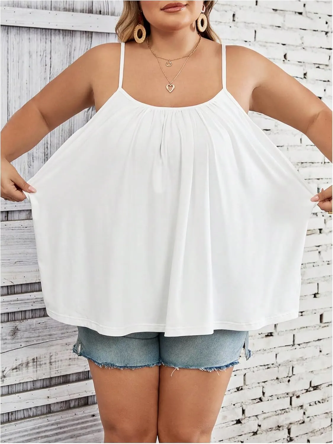 SOLY HUX Women's Plus Size Spaghetti Strap Flowy Cami Tops 3 Packs Sleeveless Basic Layering Camisole