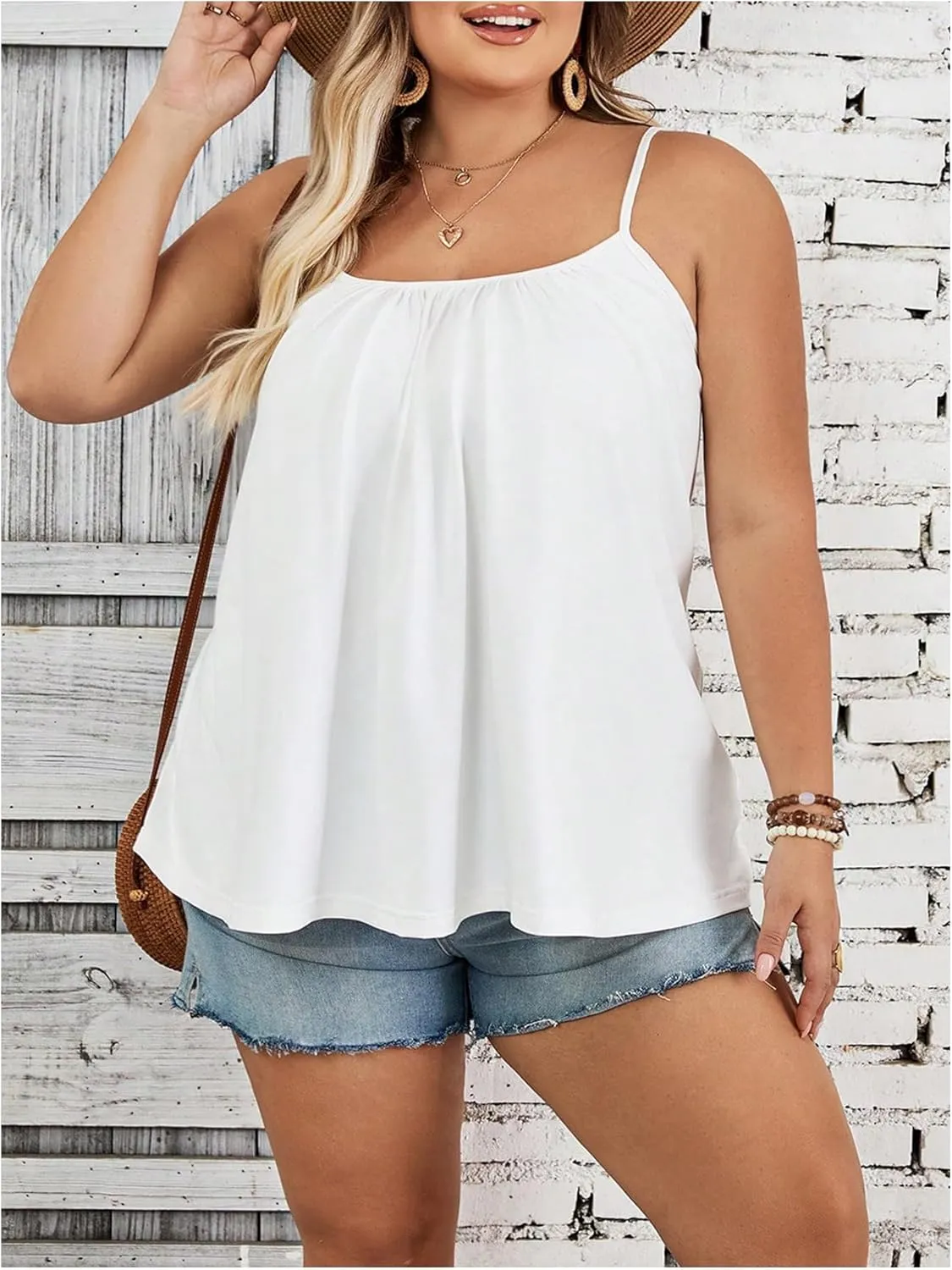 SOLY HUX Women's Plus Size Spaghetti Strap Flowy Cami Tops 3 Packs Sleeveless Basic Layering Camisole
