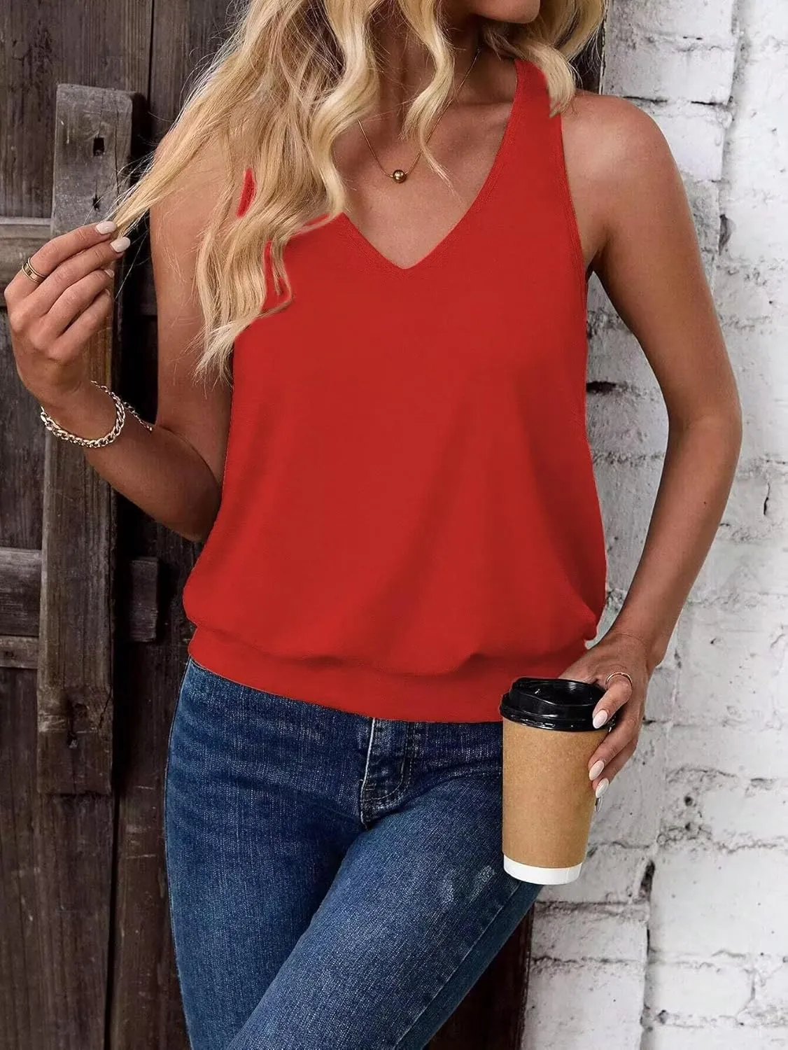 Womens Tank Tops Casual V Neck Sleeveless Summer Spring Clothes Loose Fit Cute Outfit Basic Cami 2025 Fashion Shirts