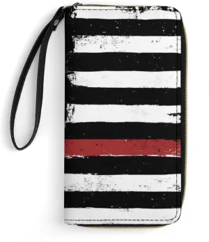 Women's Vintage American Thin Red Line Flag Pattern PU Leather Clutch with Wristlet, 7.8x4.1x1.4 Inch Compact Wallet for Daily Essentials, Fashionable and Functional Design
