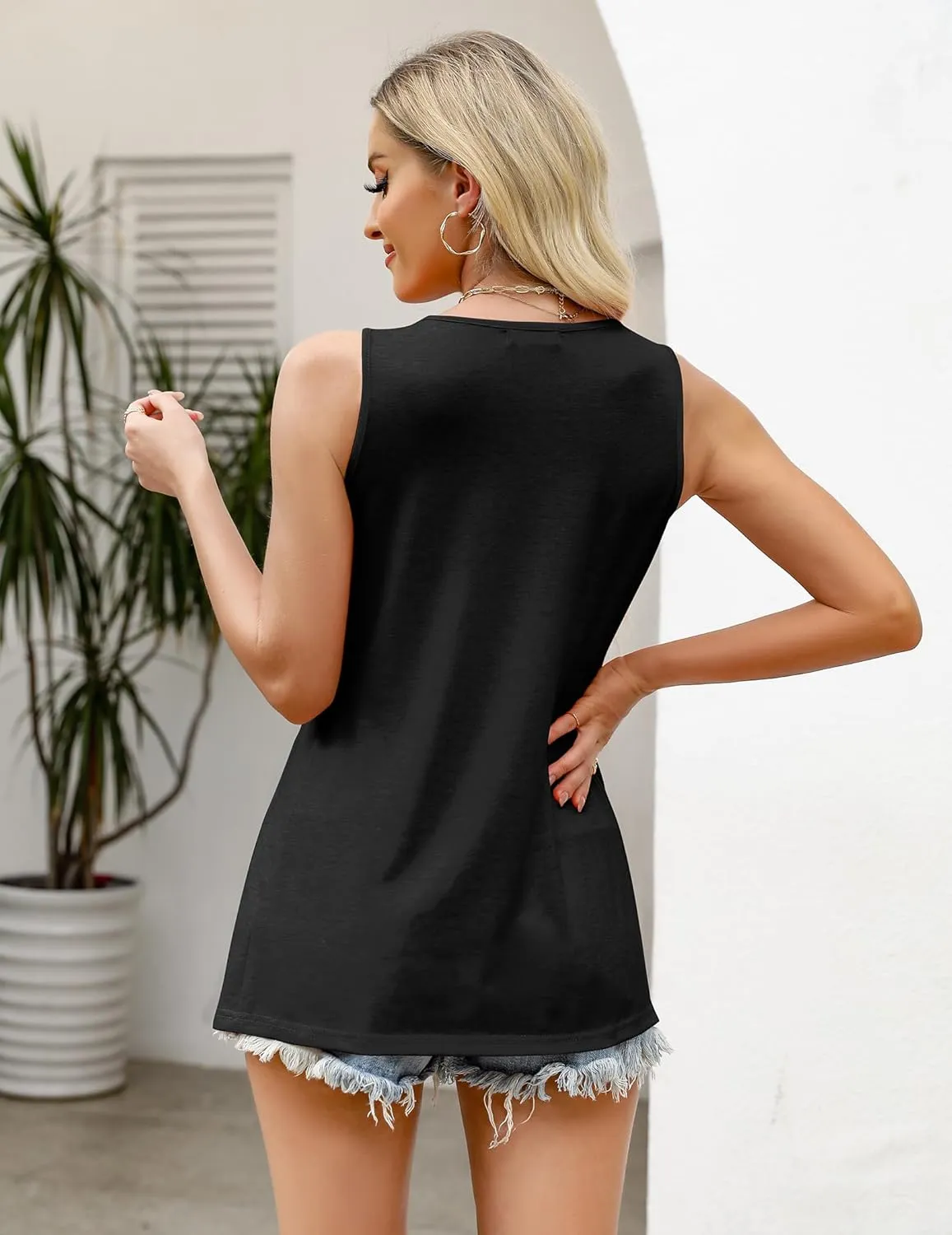 Zeagoo Women's Summer Tank Tops 2025 Pleated Square Neck Loose Fit Casual Flowy Tunic Sleeveless Shirts